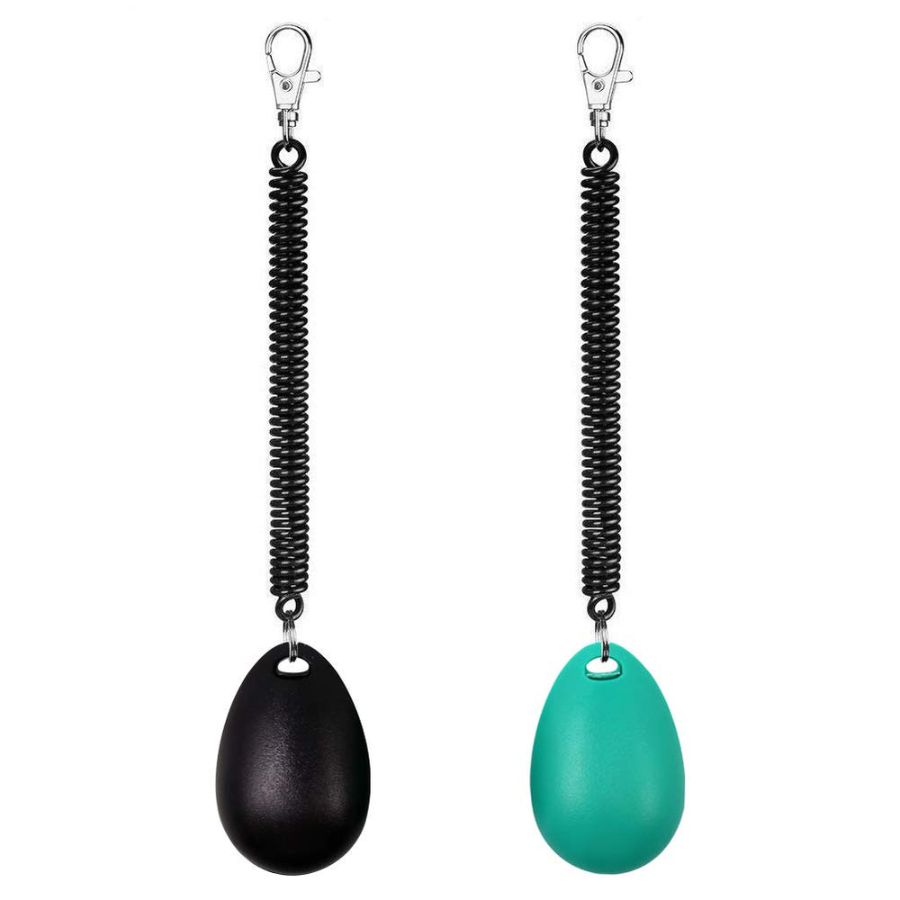 Oyefly clicker pour chien en action, utile lors des séances de dressage.