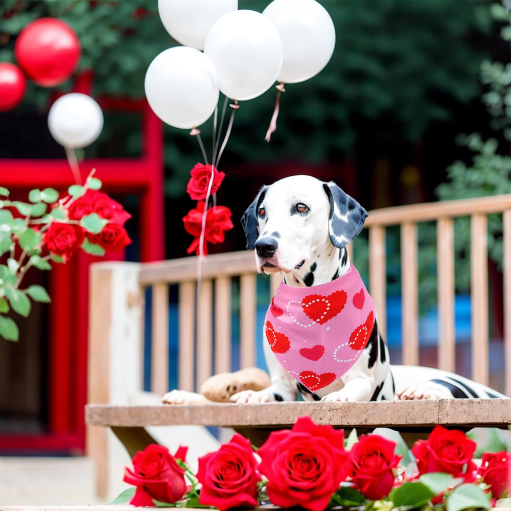 Bandana Pai Sence valentin roses, design charmant pour sorties familiales.