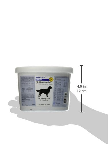 Pala-Tech Canine FA Plus Granules – chien avec nourriture, intégration facile dans l’alimentation.