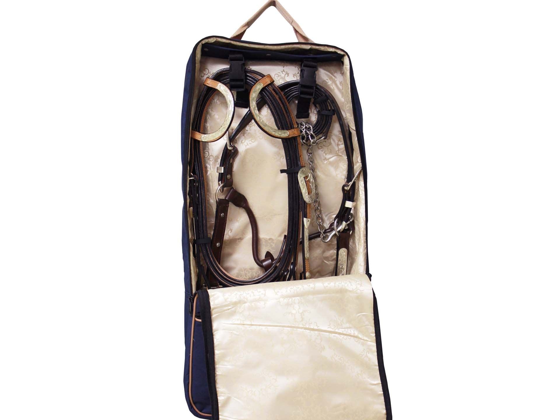 Paris Tack sac rembourré: dimensions 29 po de hauteur, 13 po de largeur et 4,25 po de soufflet.
