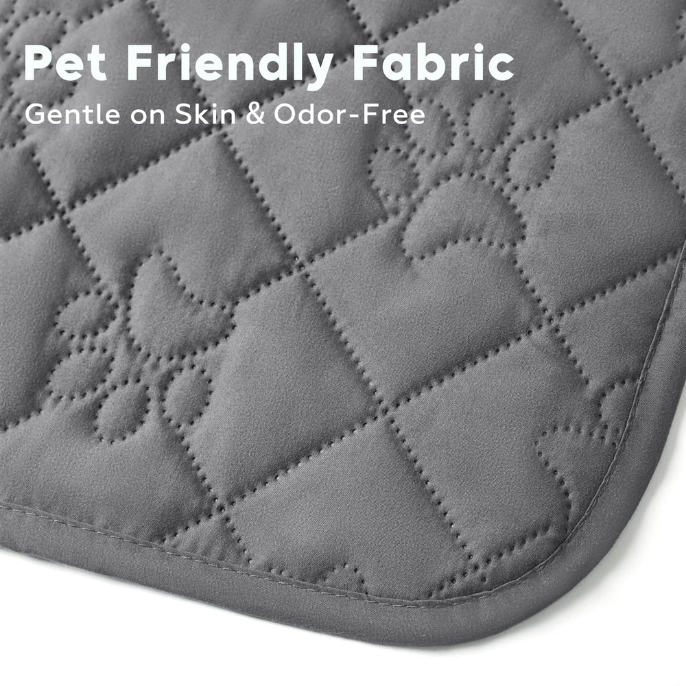 PAWFINITY tissu quilté – douceur et confort, parfait pour des siestes calmes.