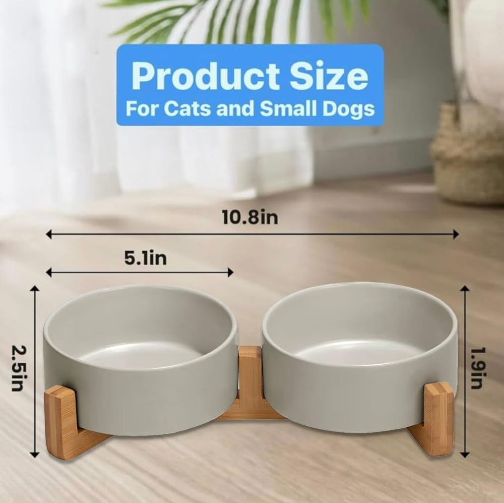 Support en bois antidérapant Pawsome qui empêche les bols de bouger.