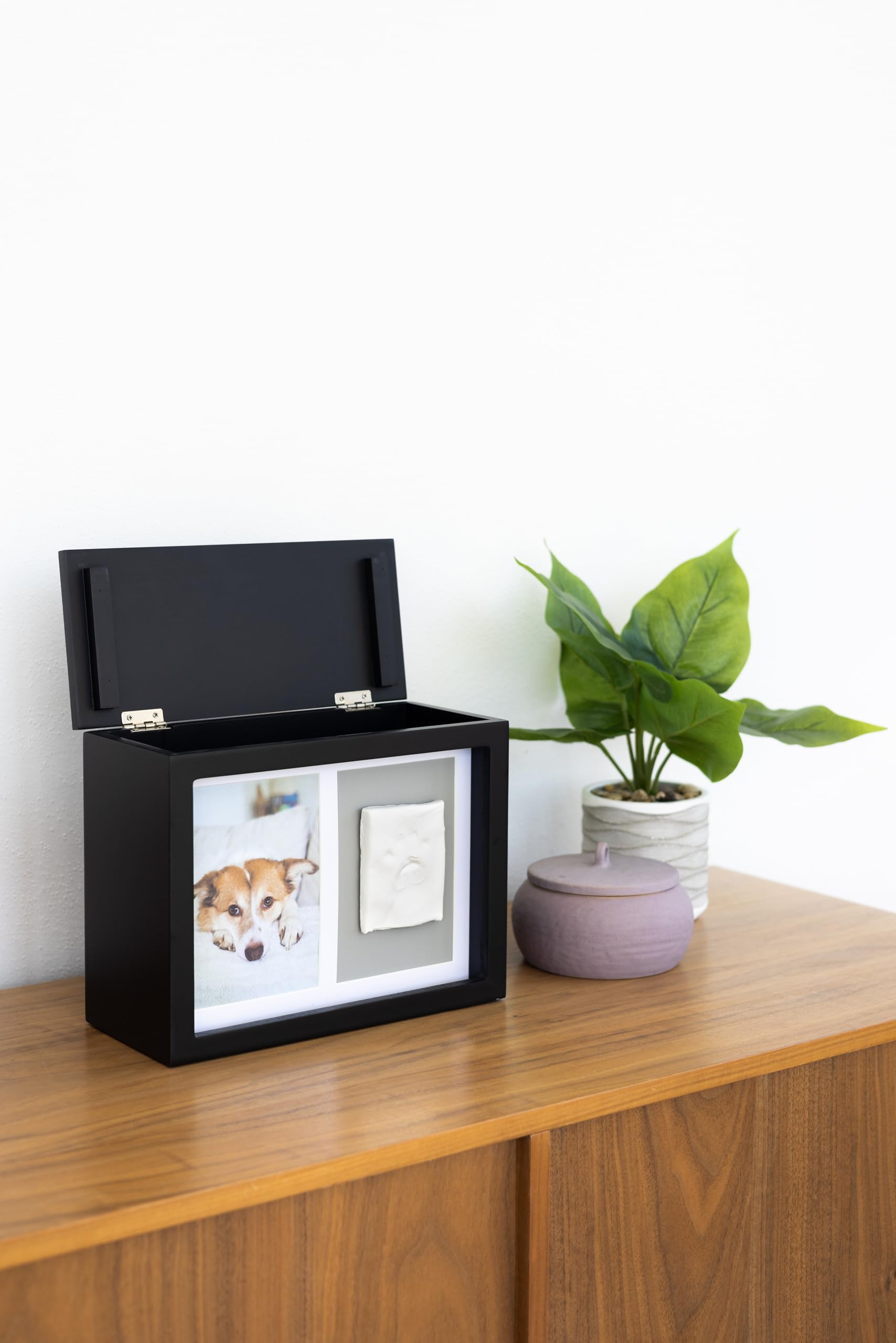 Design noir sobre et chic, s’adapte à tout intérieur