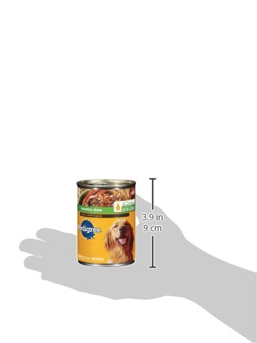 Assiette Pedigree avec nourriture humide pour chien adulte prête à servir.