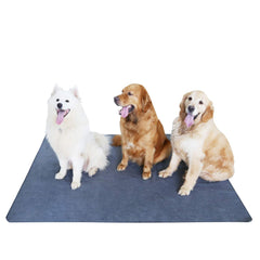 Tapis Peepeego anti-dérapant 65x48 pour chien, stabilité sur sol intérieur.