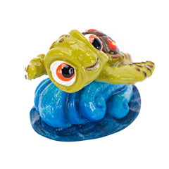 Figurine Nemo penn-plax Squirt mini, détail charmant pour petit aquarium.