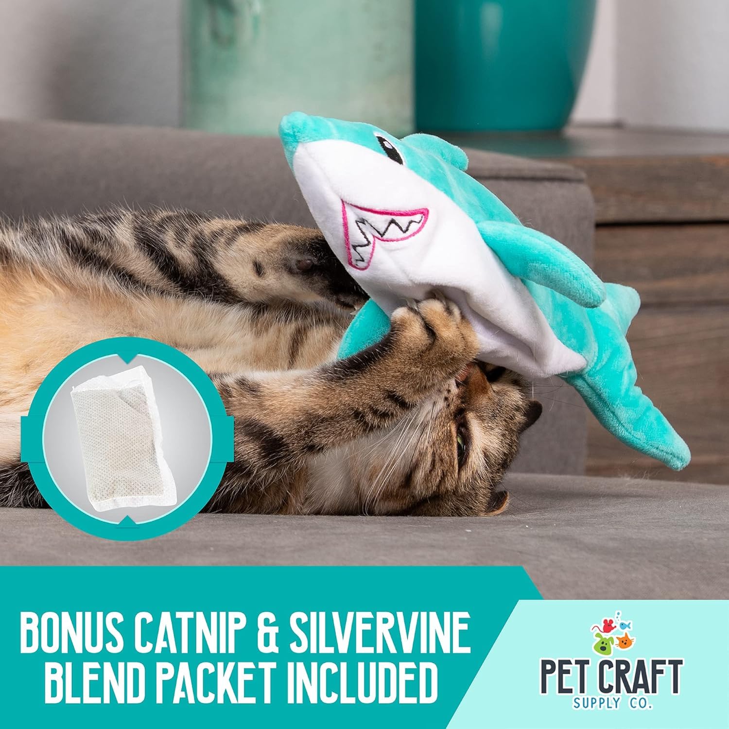Pet Craft Supply Recharge USB pratique, évite le remplacement de piles.