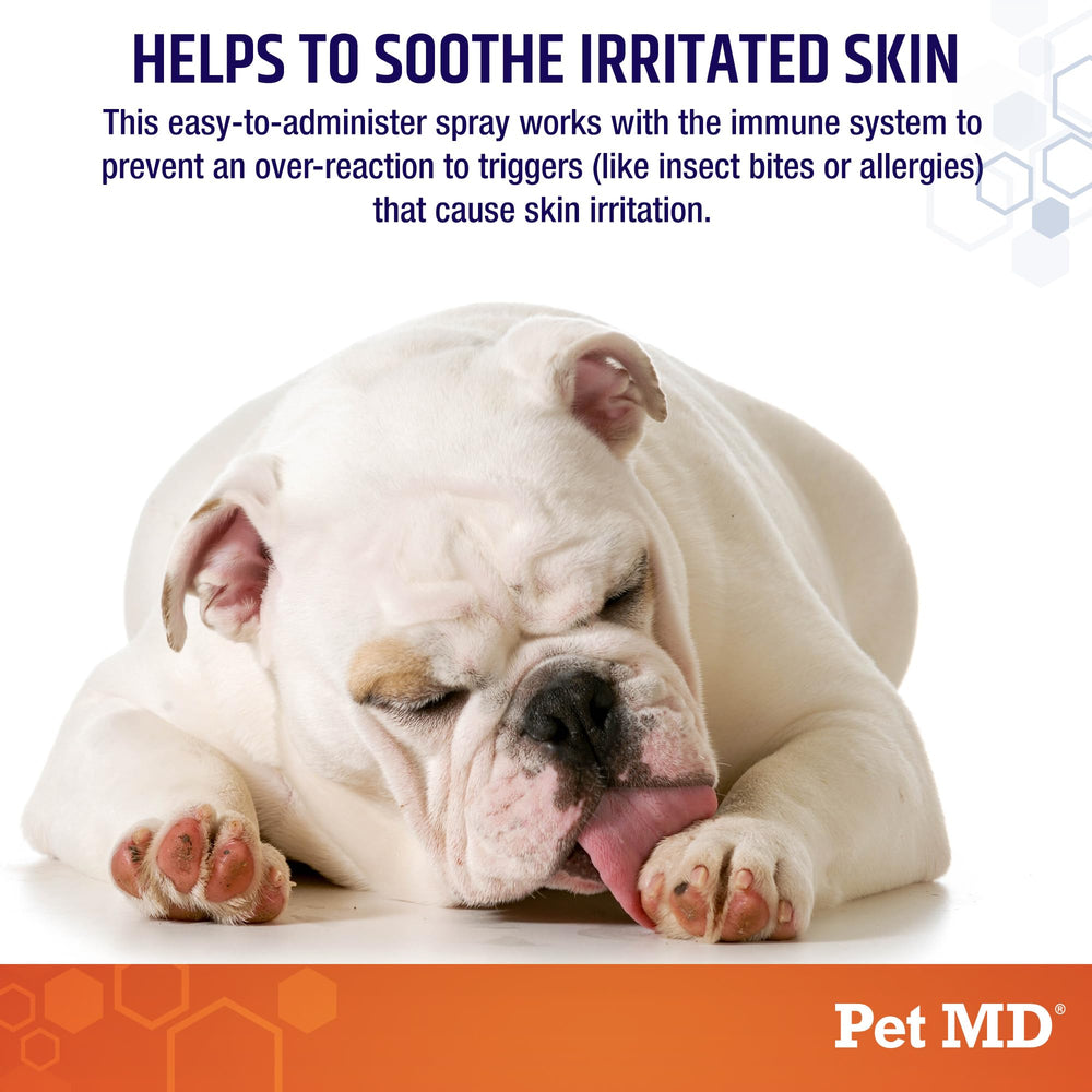 Spray Pet MD Hydrocortisone utilisé sur une zone irritée sans picotement.