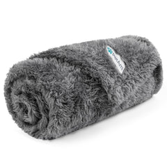 PetAmi couverture-chien-petit-gris-peluche: douceur réconfortante pour le repos.