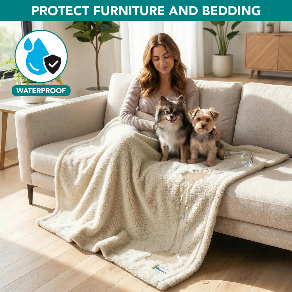 Gros plan sur sherpa doux PetAmi pour chiens et chats.