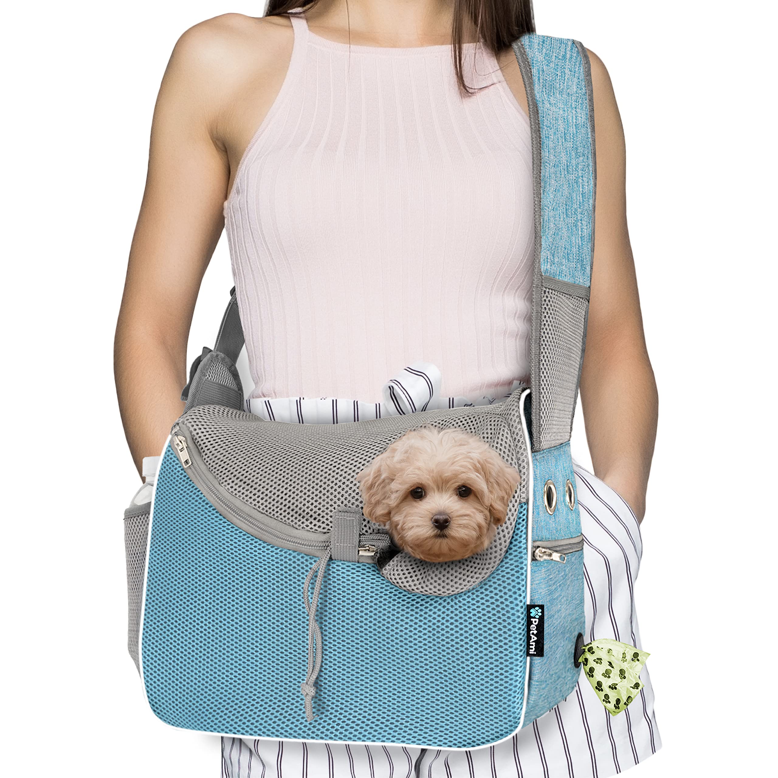 Porte-chien PetAmi bleu, vue avant, pratique pour transporter votre petit compagnon sans les mains.