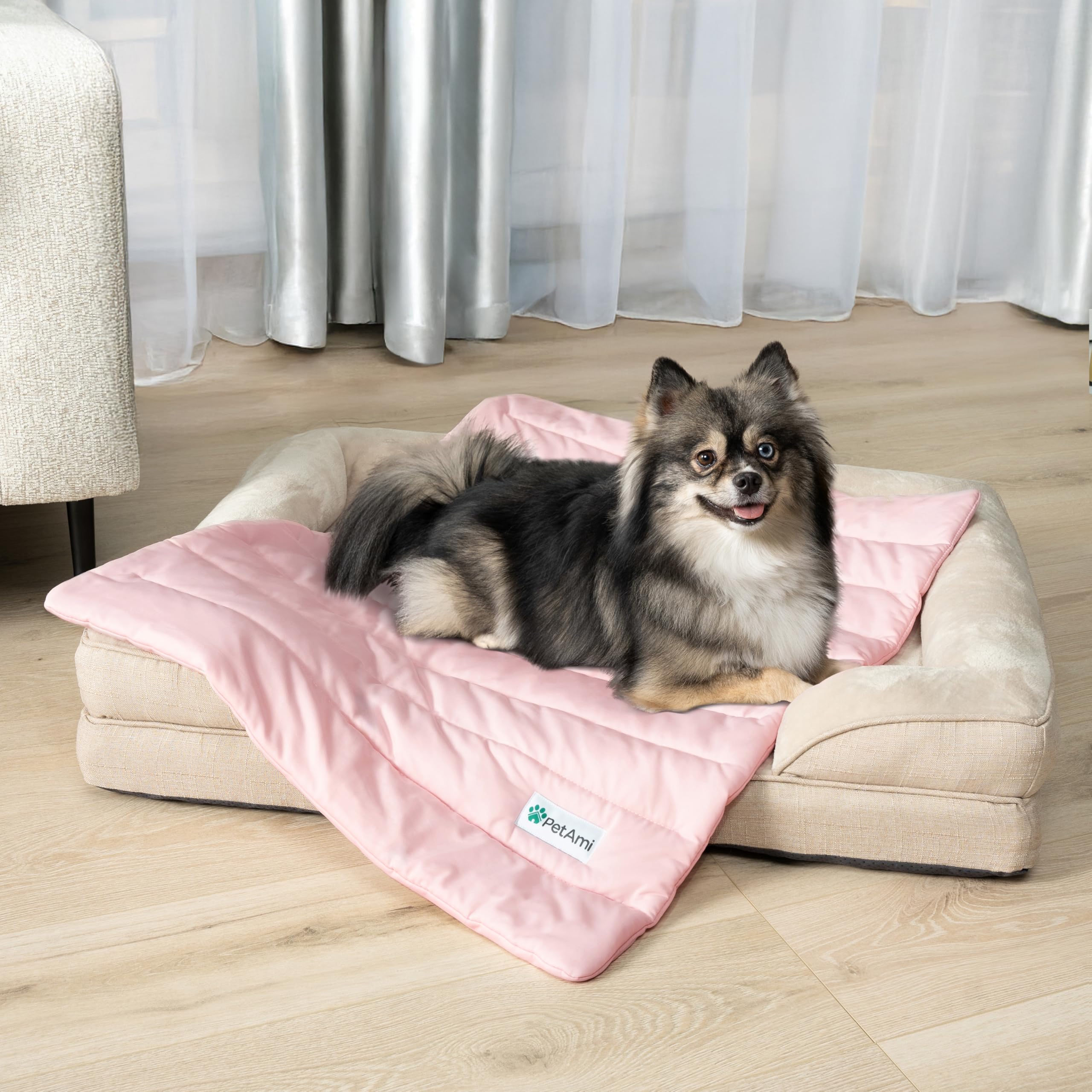 Protection meubles PetAmi: tapis-couverture pour canapé et cage.