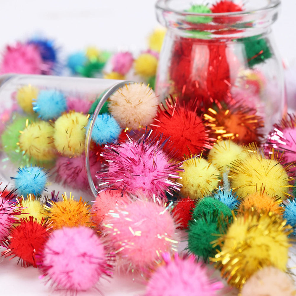 PETDCHEB Balles pompon pour chat, parfaites pour les chats d'intérieur.