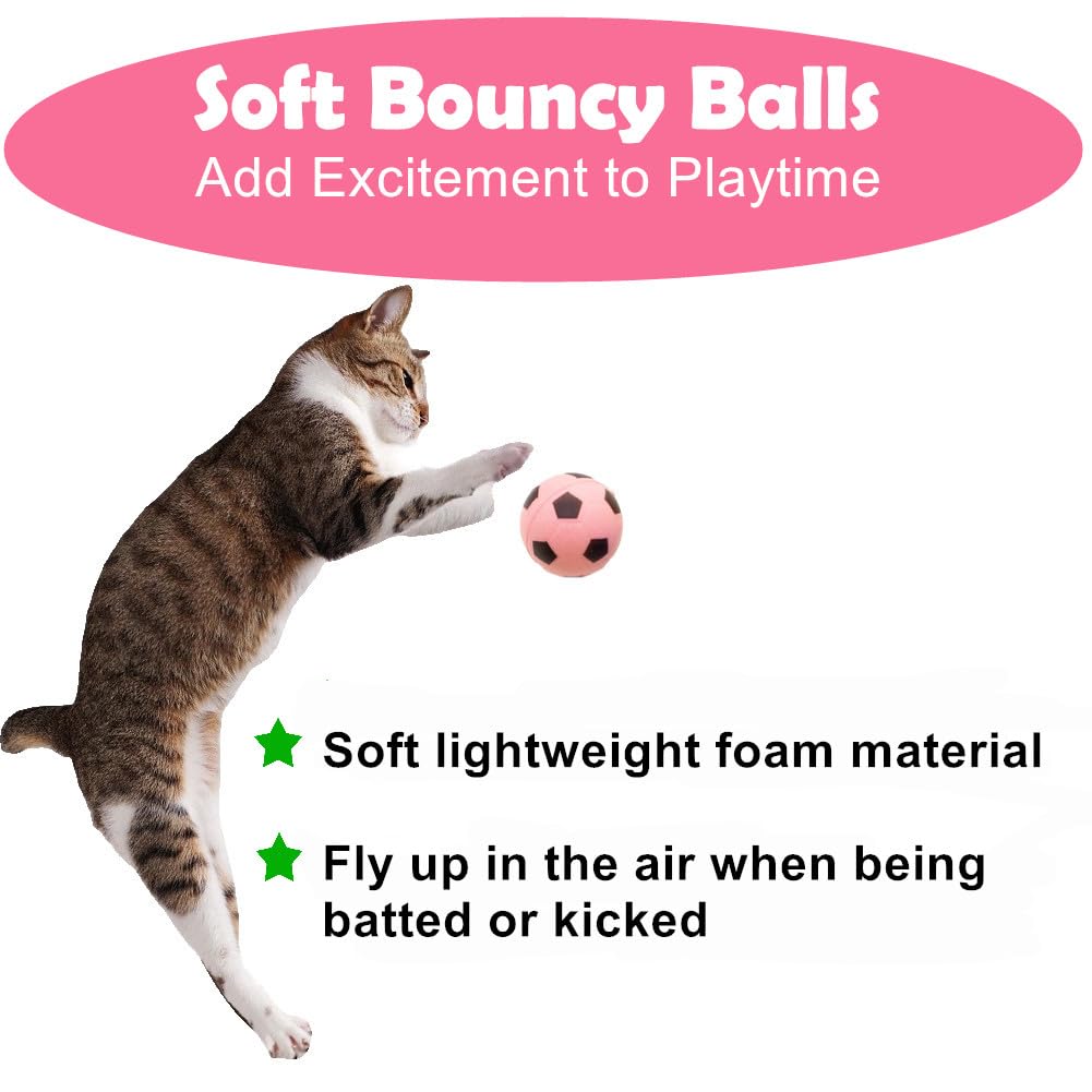 Balle en mousse PETFAVORITES couleur verte, premier plan