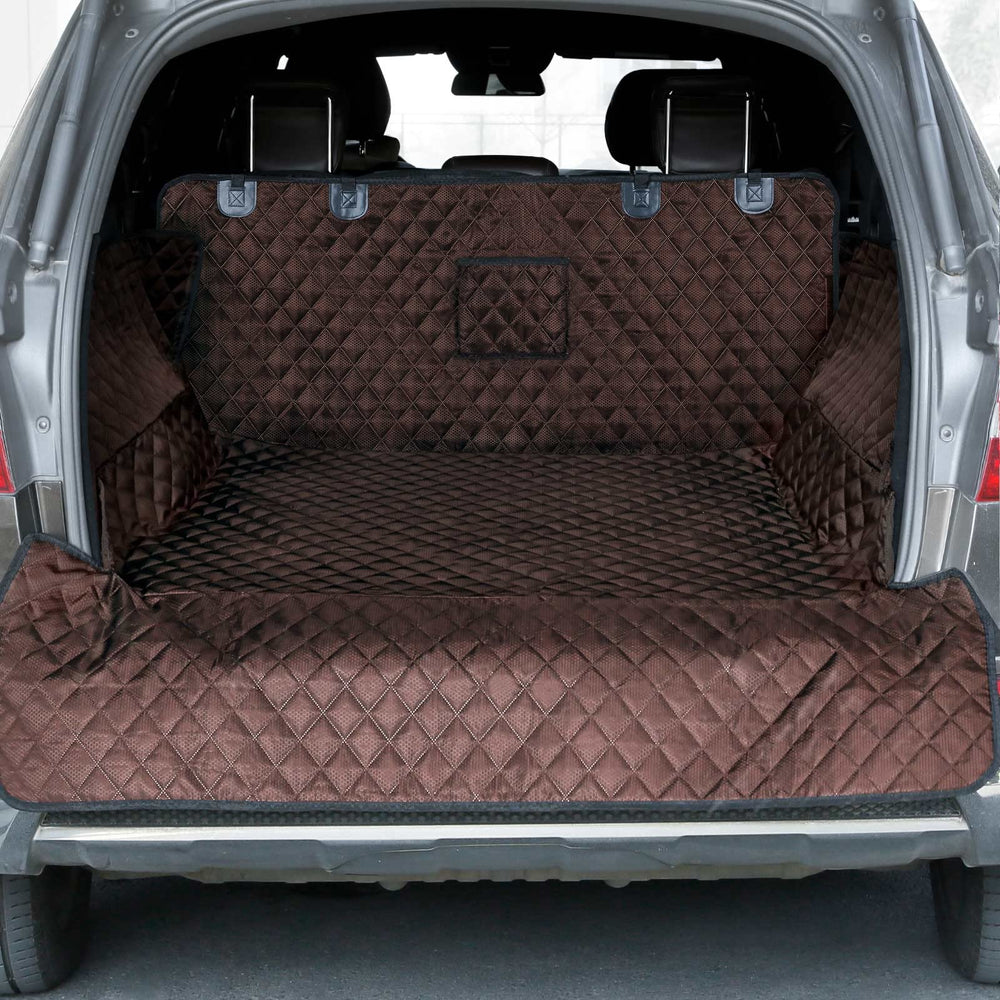 PETICON tapis de coffre: aperçu d'installation dans le véhicule pour chiens.
