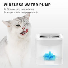 Réservoir et base détachables PETKIT facilitant remplissage et nettoyage.