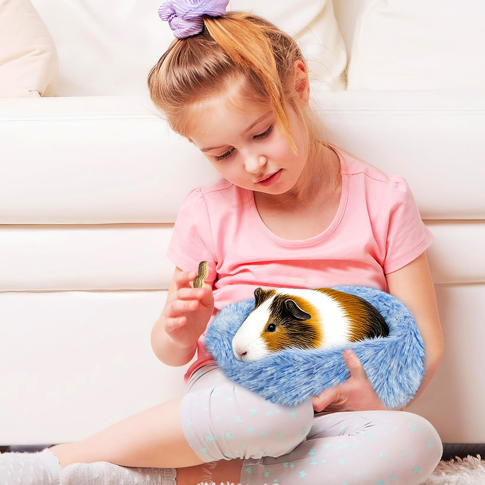 Lit pour cobaye et hamster PetKnows, parfait pour une sieste sécurisée.