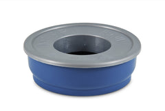 Bol Petmate bleu en voyage, portable et durable pour repas en déplacement.