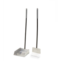 Pelle et pan en aluminium Petmate Clean Response, grande taille, facilite le nettoyage en extérieur.