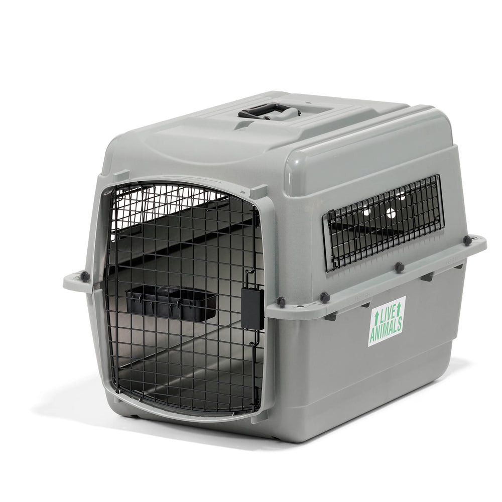 Loquet de sécurité du Sky Kennel assurant une fermeture fiable.