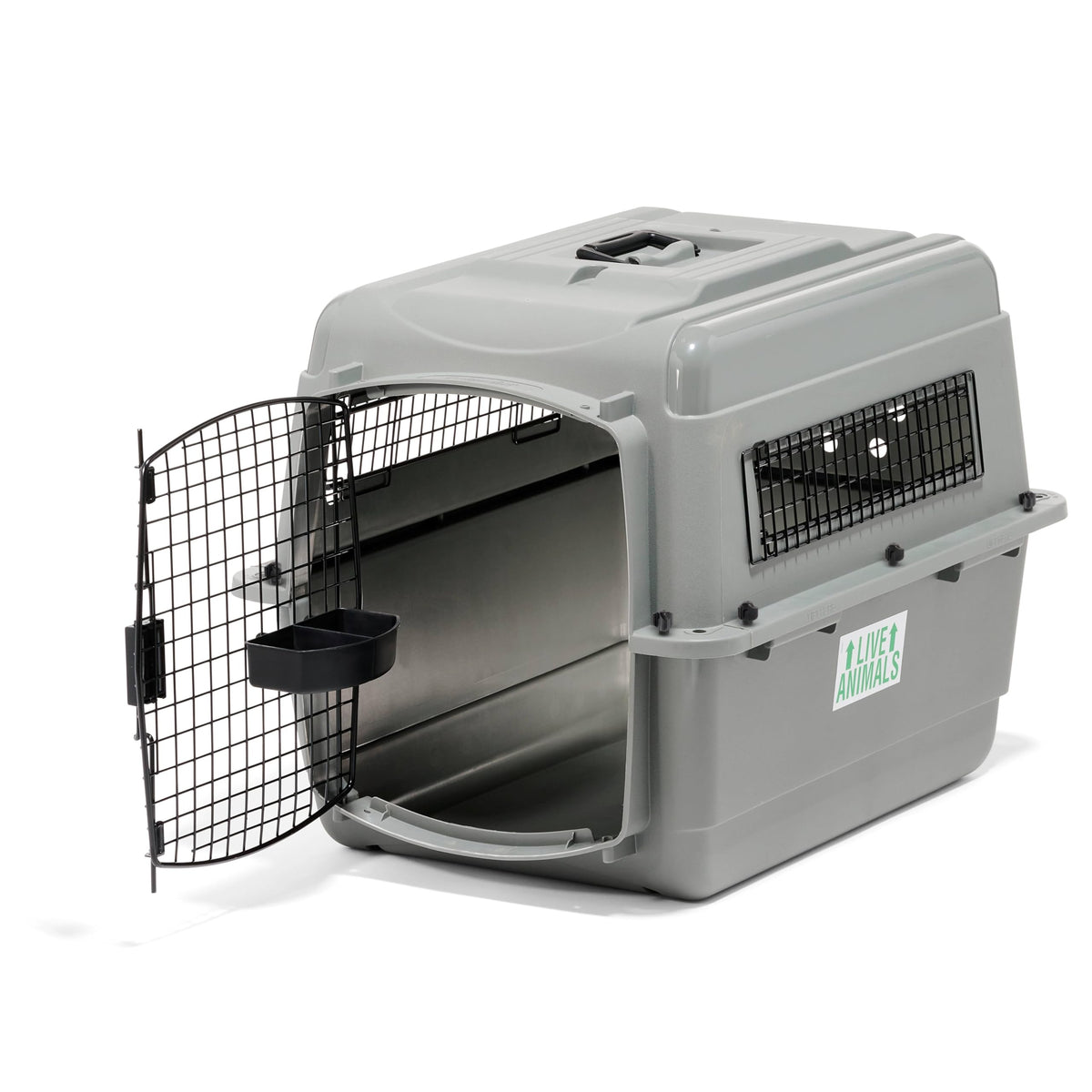 Vue extérieure du Petmate Sky Kennel, robuste et facile à transporter.