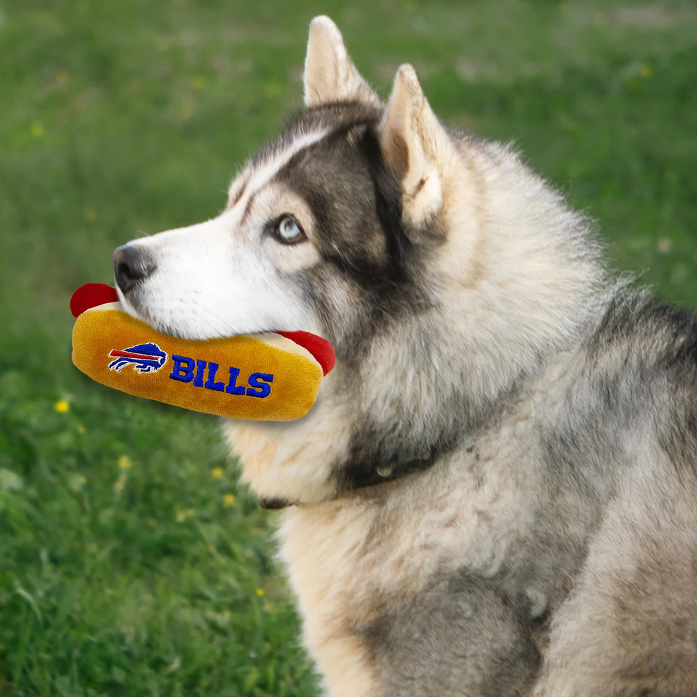 Peluche NFL Pets First, dimensions 8x5x3 pouces pour petites et moyennes tailles.