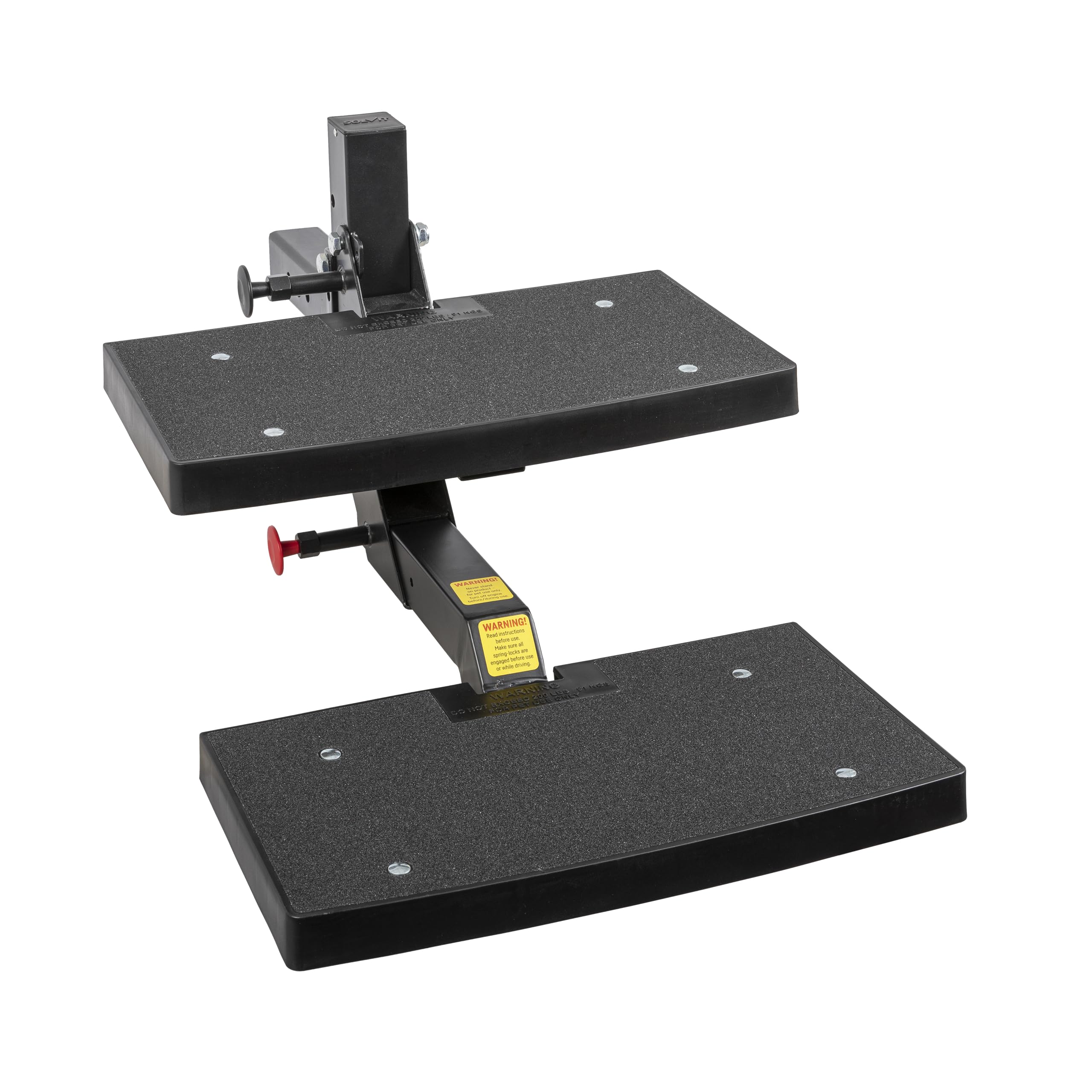 PupSTEP HitchStep pliable et rangé rapidement sur l'attelage après usage.