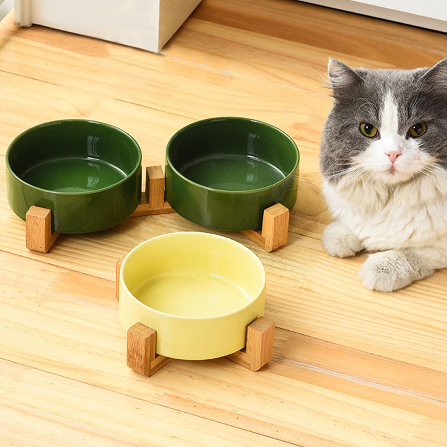 Petygooing support bois ergonomique élevant les bols pour manger confortablement.