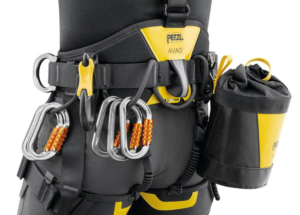 Confort et accessibilité PETZL AVAO BOD: harnais optimisé pour le travail en hauteur.