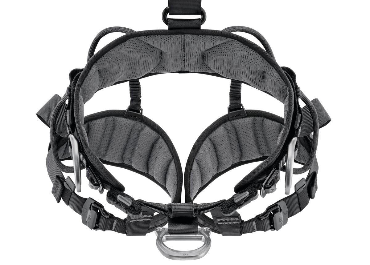 Ceinture et cuisses semi-rigides rembourrées pour un soutien lors des suspensions.
