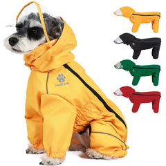 PINA imperméable pour chien avec capuche, protège de la pluie tout en restant léger.