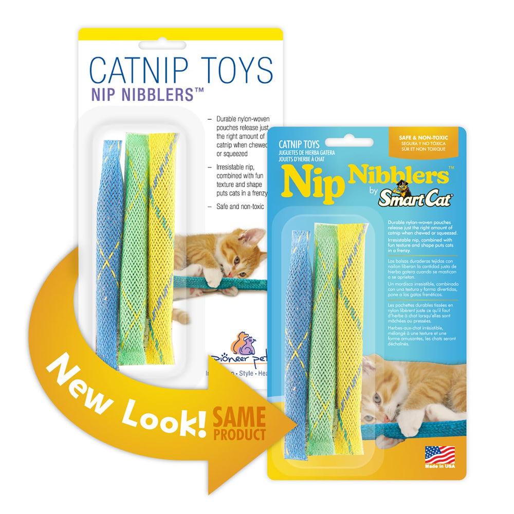 Pioneer Pet Nip Nibblers activité mentale et joie du chat pendant le jeu.