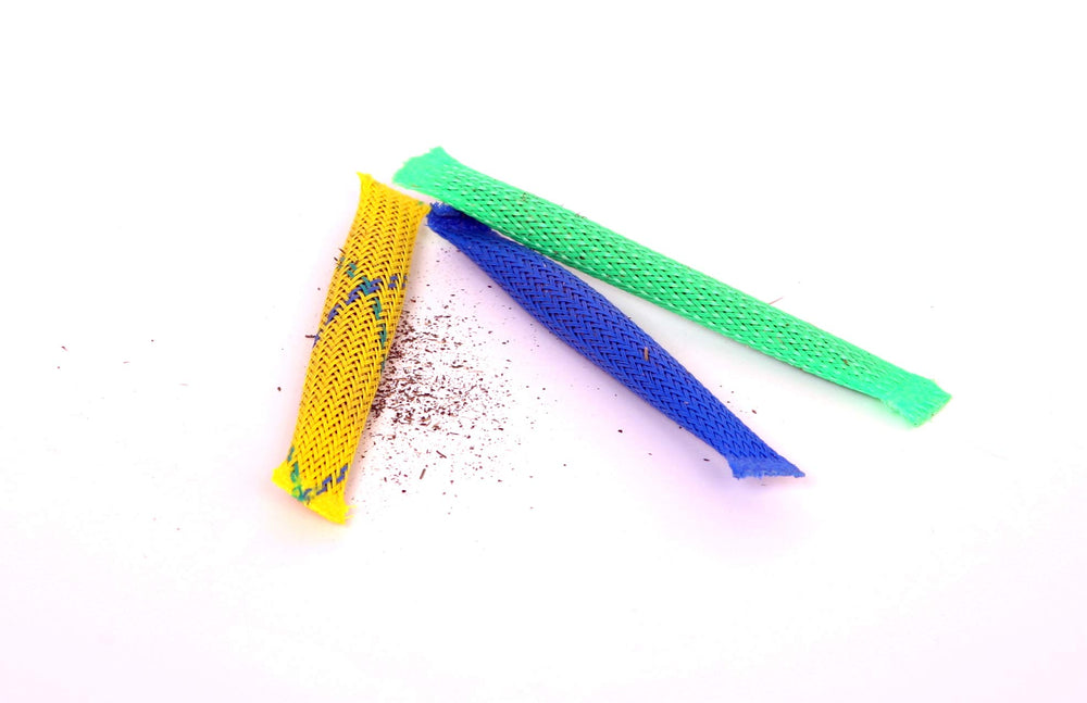 Pioneer Pet Nip Nibblers net maillage dents, peut aider au nettoyage léger.