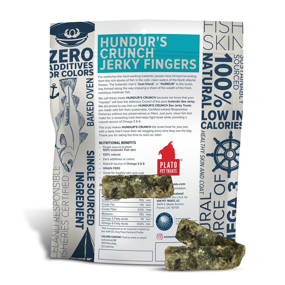 PLATO Hundur’s Crunch Fingers gros plan sur la peau de morue, source d’Oméga naturelle.