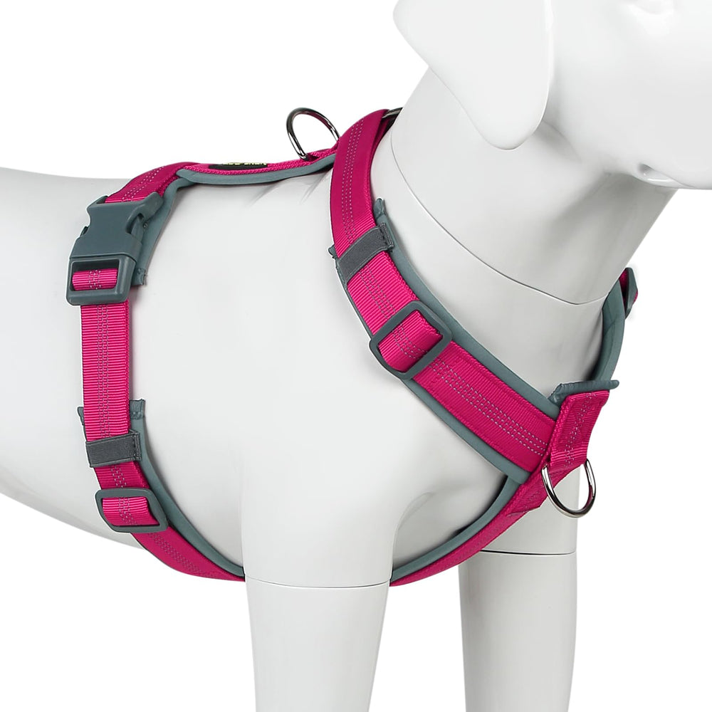 Harnais Plutus Pet anti-tirage avec rembourrage doux pour promenades confortables.