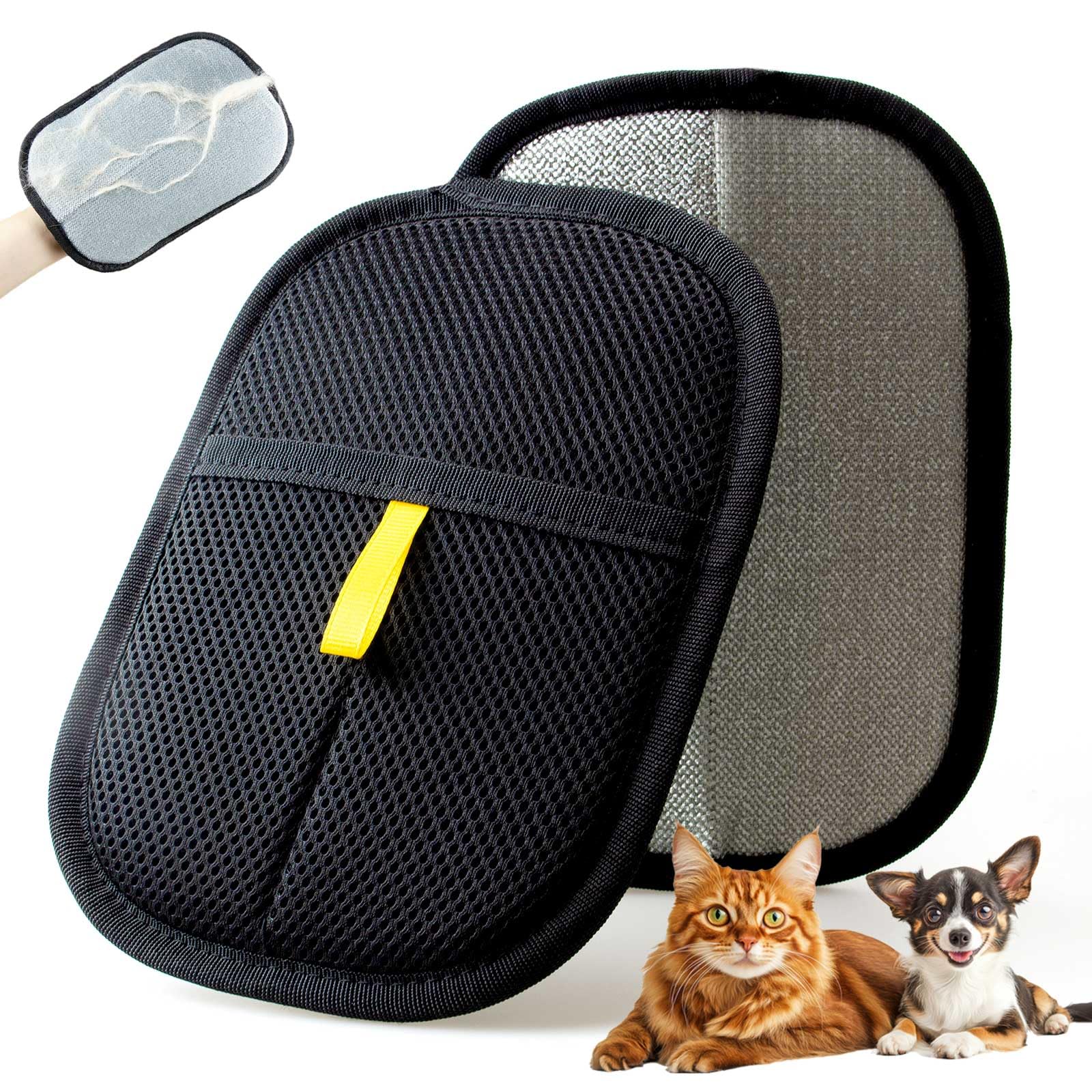 Gant POUPUA pour retirer les poils de chat du canapé avec efficacité.