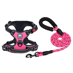 Harnais PoyPet anti-pull rose, facile à mettre et confortable pour les promenades.