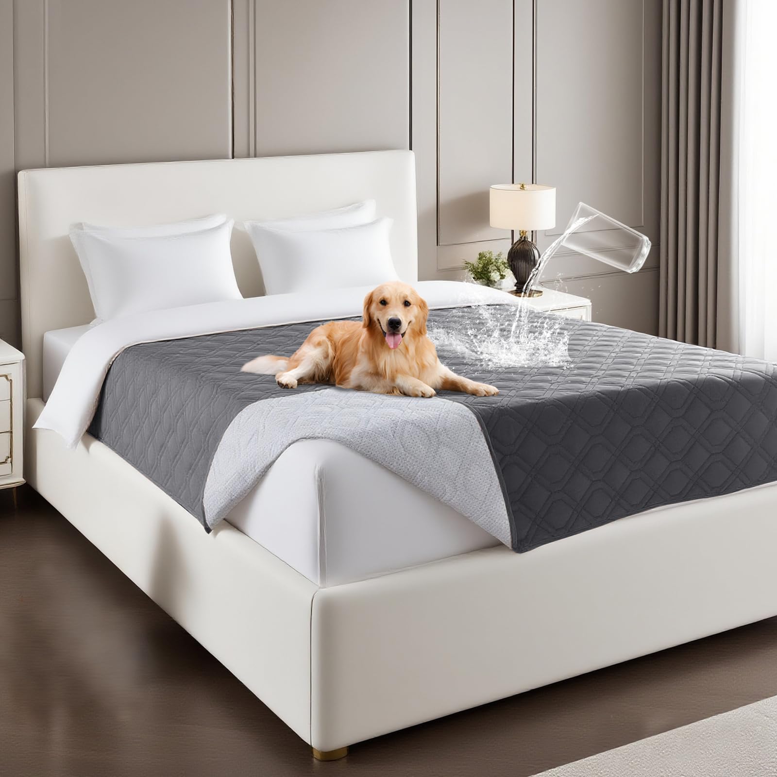 Couverture PrinceDeco gris pour chien avec surface imperméable protégeant le canapé.