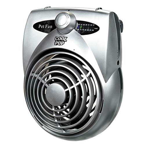 Ventilateur sur le côté de la cage améliore la circulation d'air.