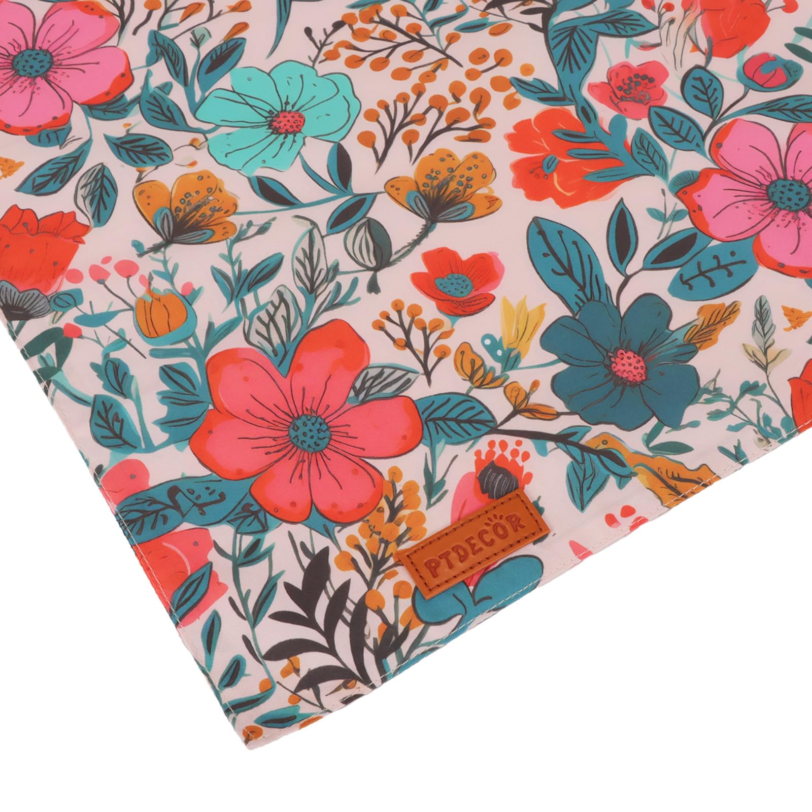 Bandana floral PTDECOR prêt pour séance photo.