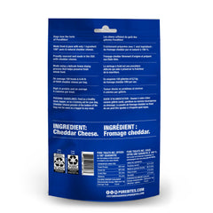 PureBites cheddar; gros plan sur morceaux de fromage séché et protéiné.