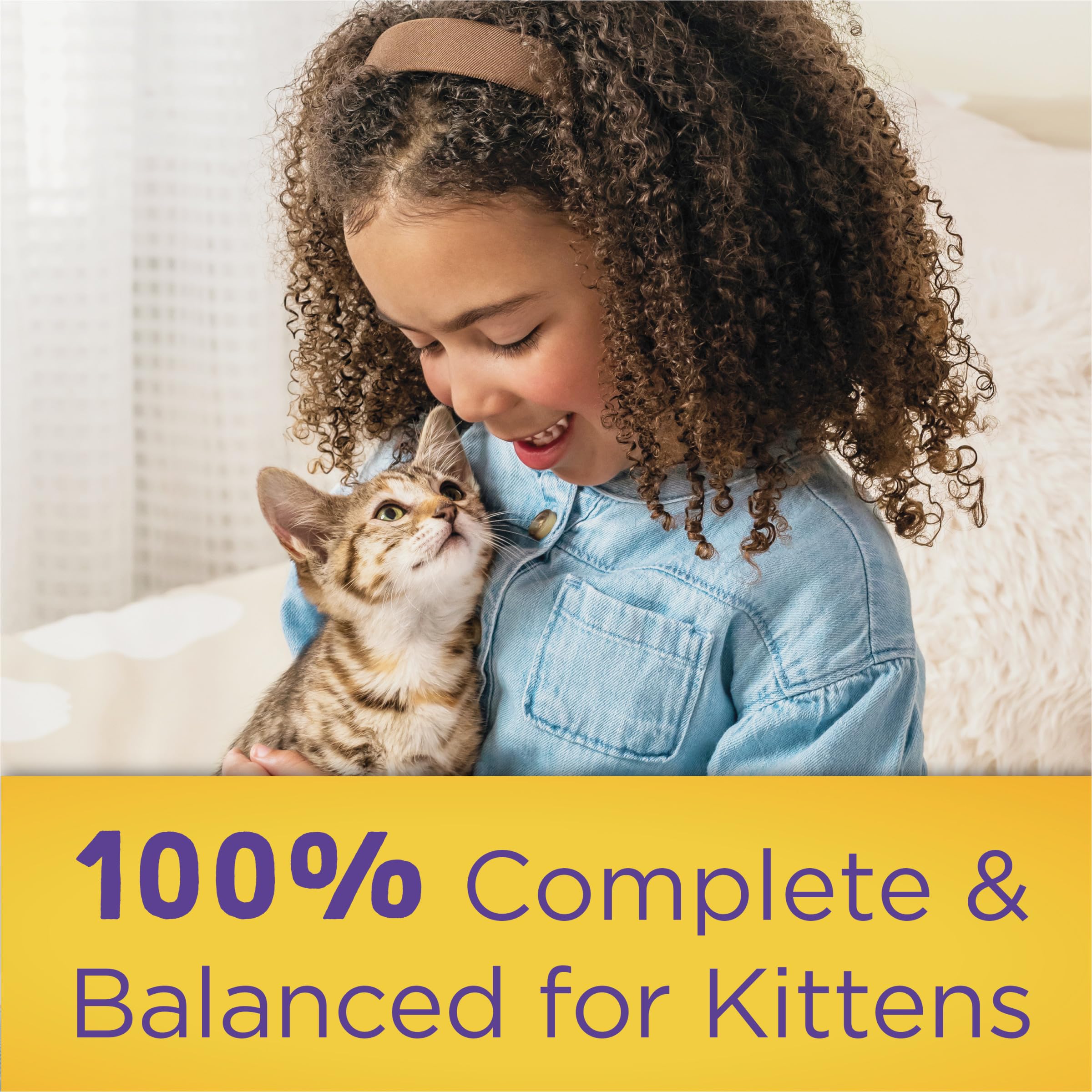 Bol prêt pour Purina Kitten Chow lors des repas quotidiens.