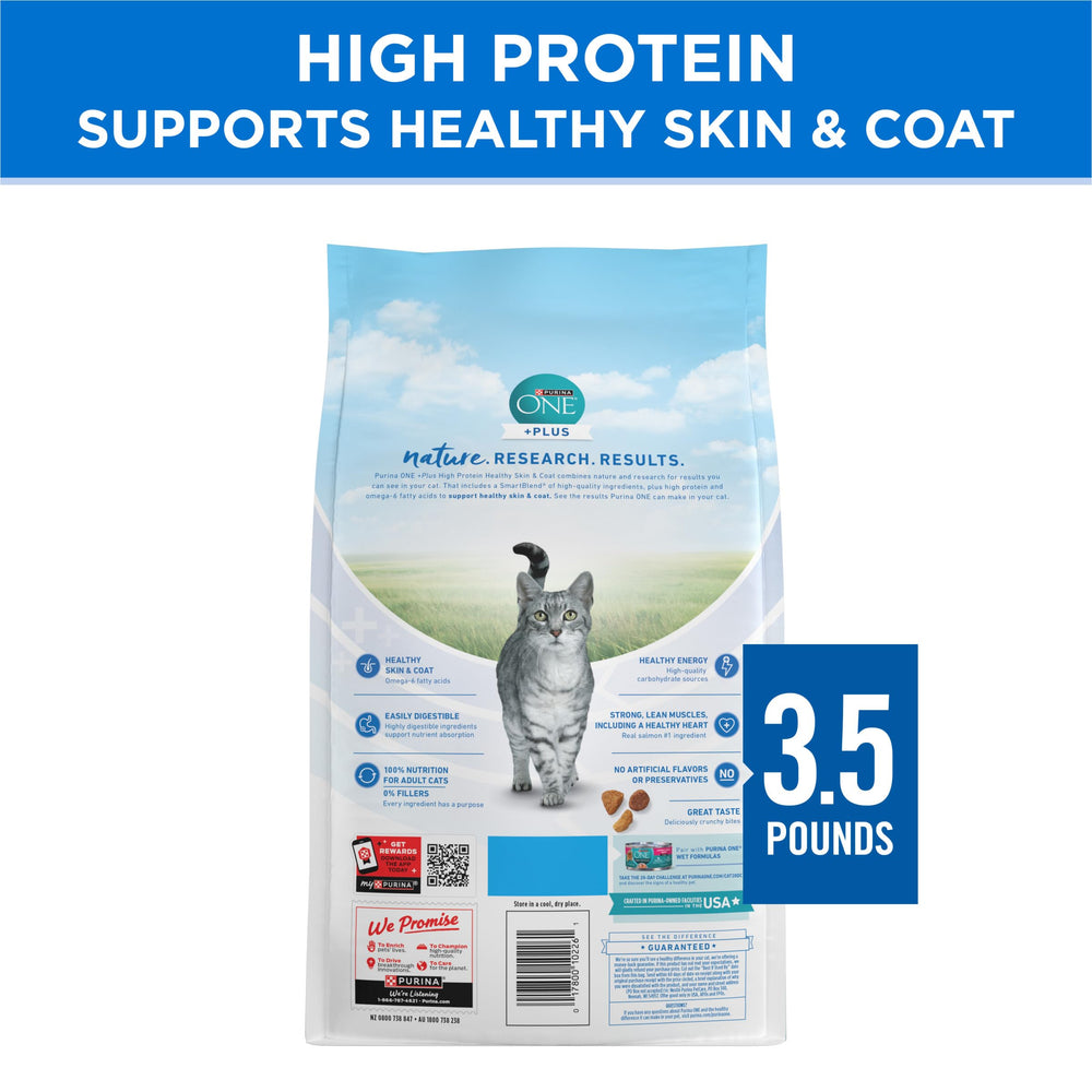 Purina ONE Plus croquettes croquantes pour chat adulte.