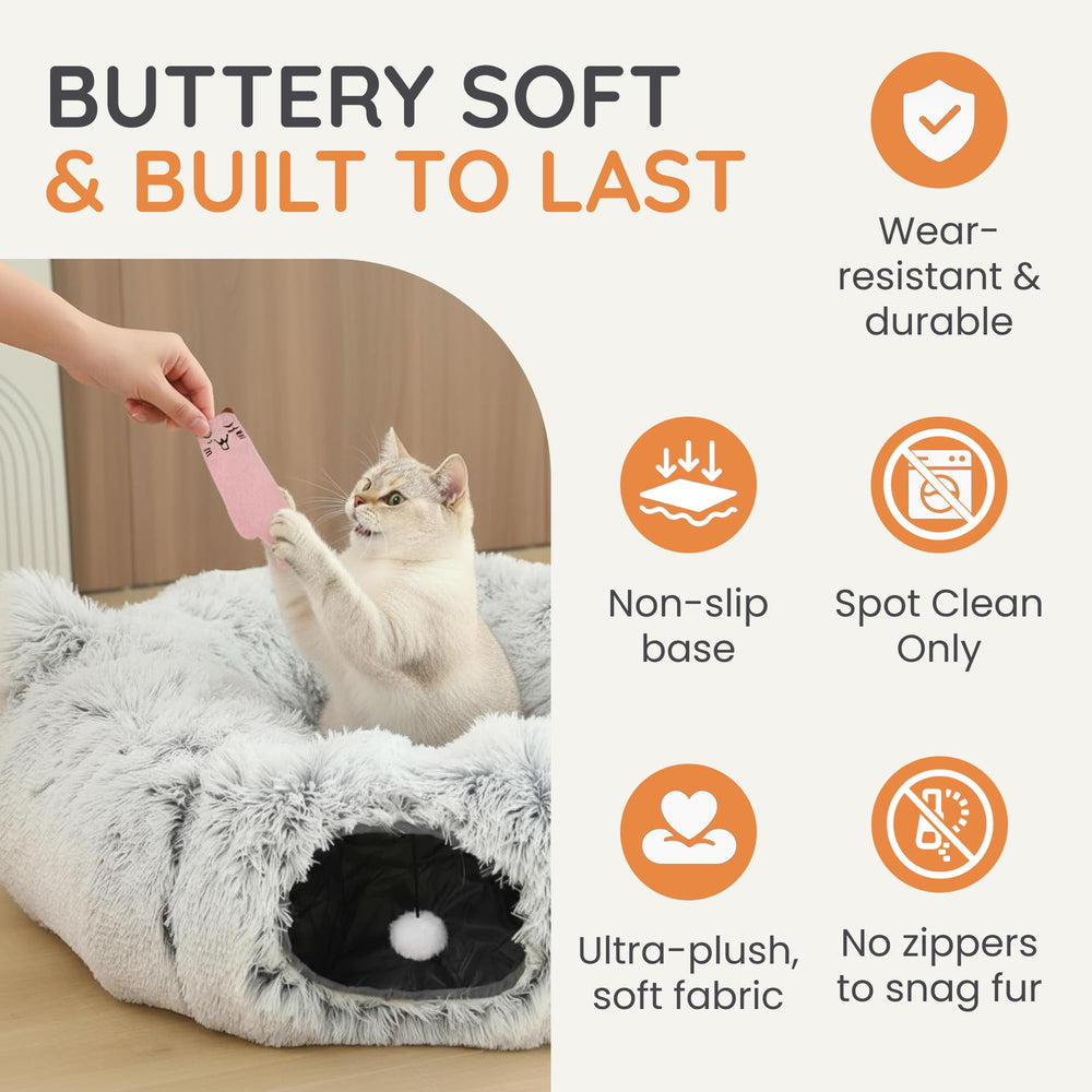 Purrpuff ouverture-regard chat attire curiosité et refuge discret
