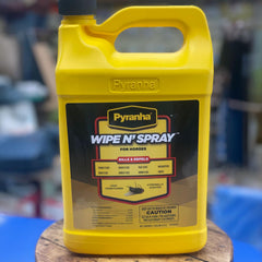 Cheval en action après application de Pyranha Wipe N' Spray.