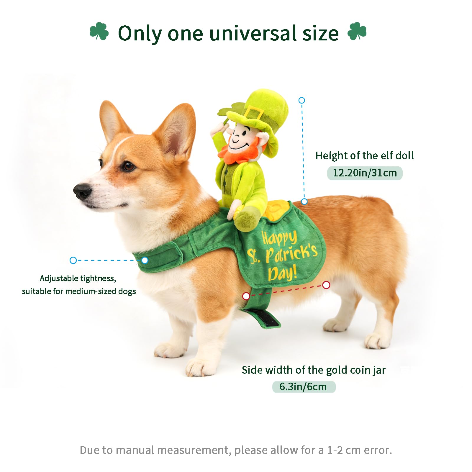 Costume de chien style lutin irlandais par QIONG MENG avec trefle pour fêtes.