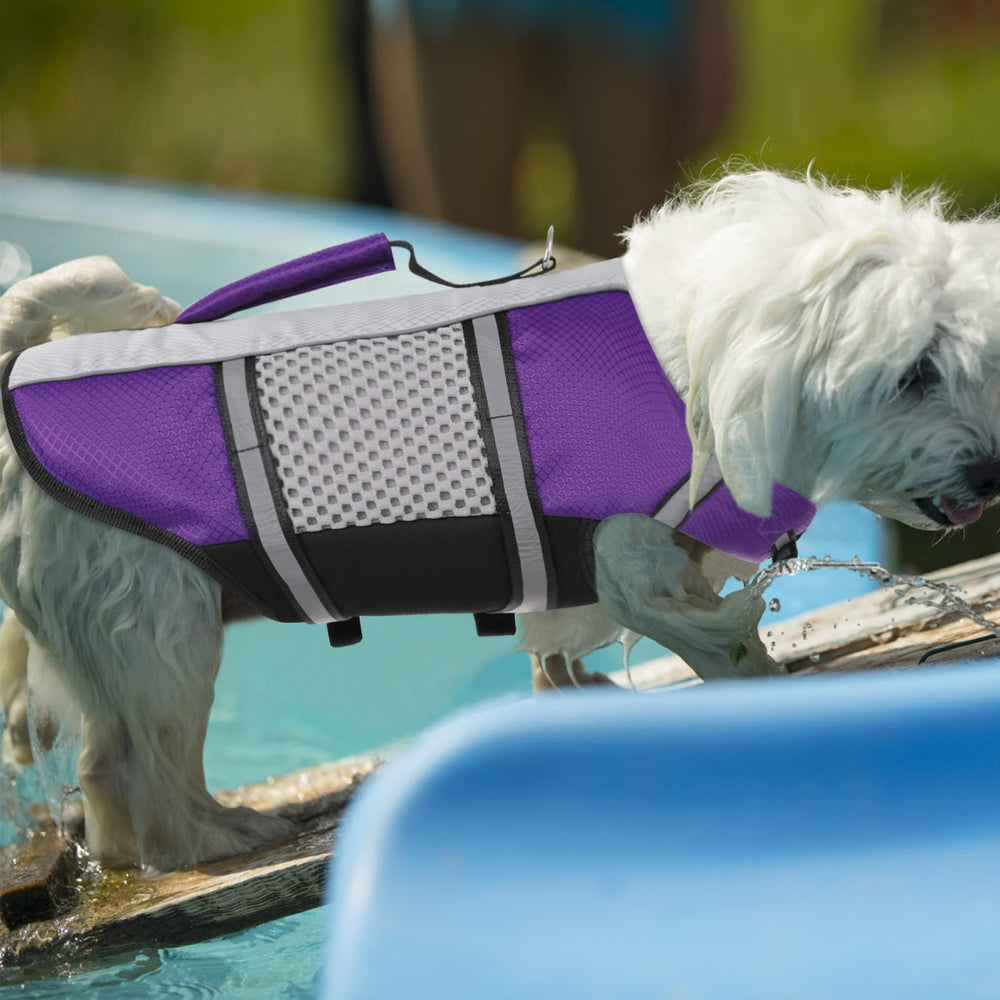 Matériaux résistants et confortables pour les activités nautiques.