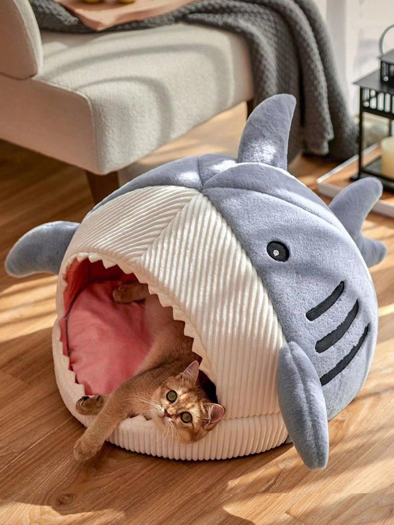 QWINEE Nid-chat Requin bleu, fond imperméable, nettoyage facile après les petites taches.