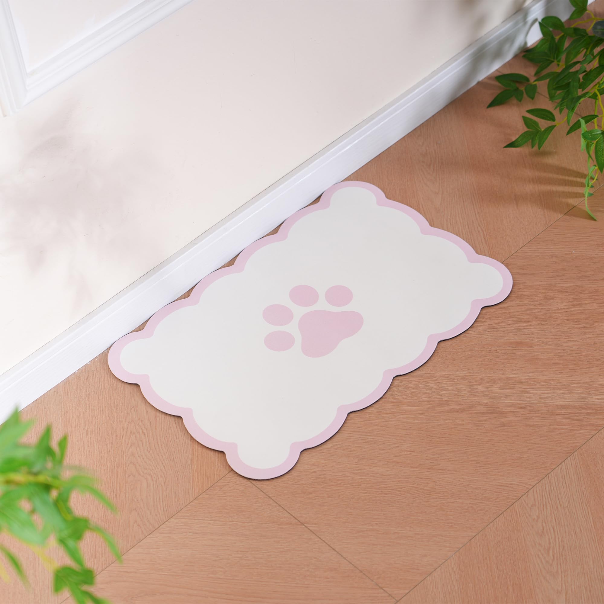 Tapis Ralxion pour chien et chat, design élégant rose pastel, facile à nettoyer.