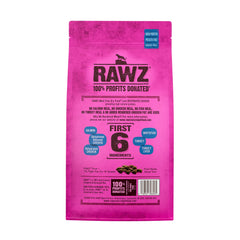 Rawz croquettes saumon-poulet-morue gros plan, texture croustillante